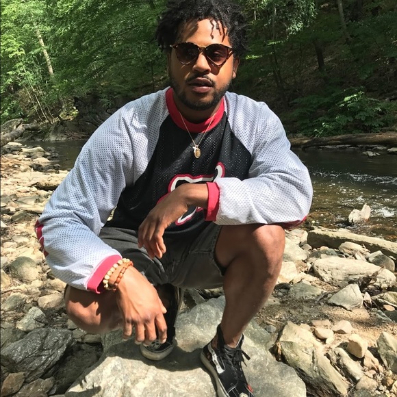 Meet your Posher, Kevin - Picture 5 of 5